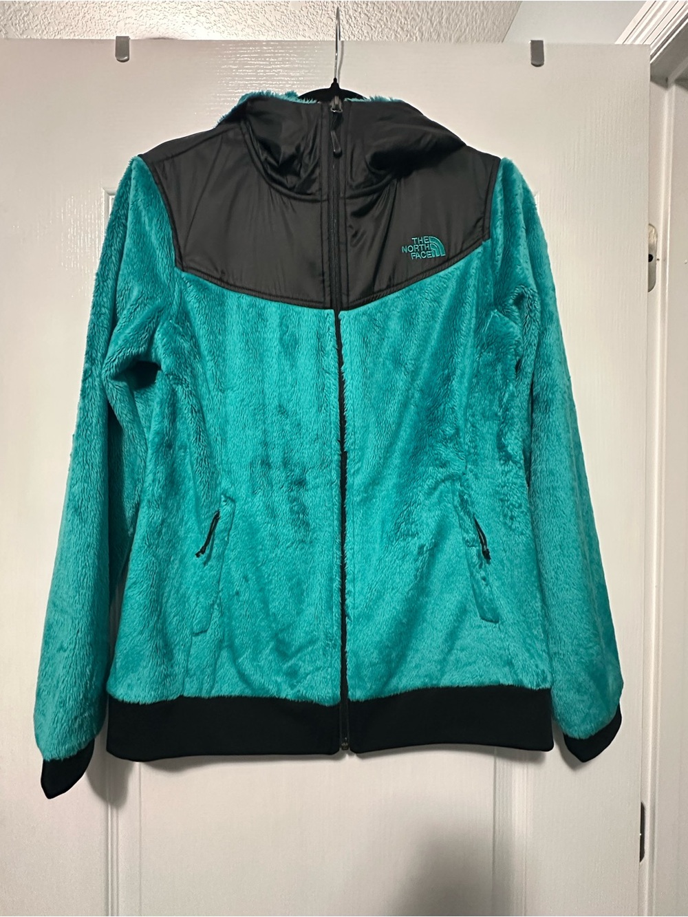 Northface Teal jacket-NEW